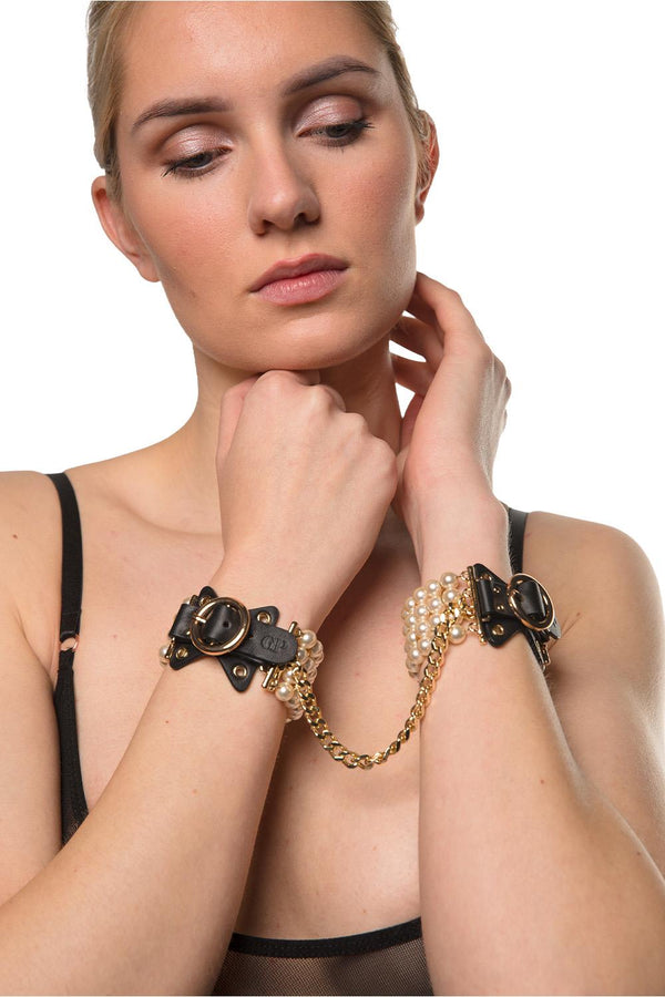 GP - Soirée Pearl Handcuffs